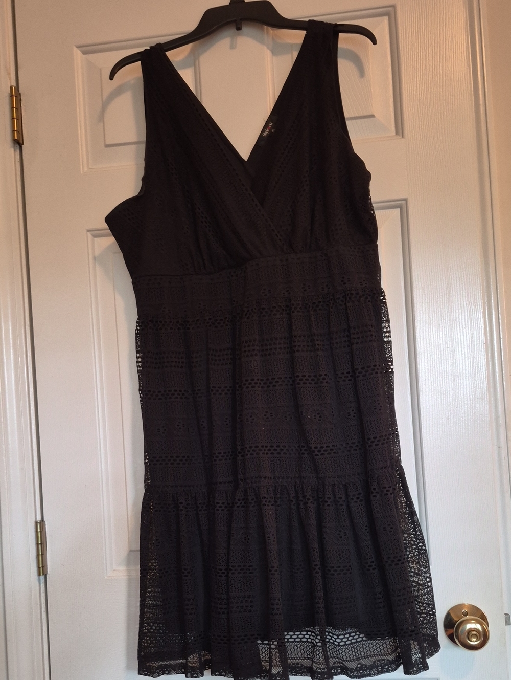 Style & Co. Black Lace V-Neck Sleeveless Tiered Dress